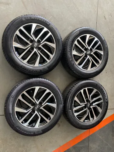 Rodas aro 15 hb20 originais + pneus michelin 