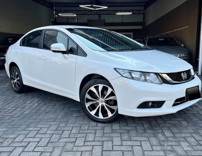 Honda Civic Sedan LXR 2.0 Flexone 16V Aut. 4P 2015