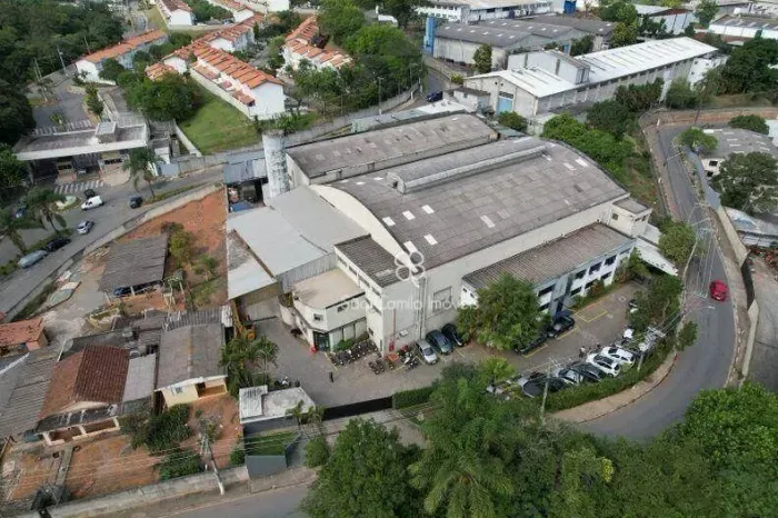 Galpão à venda, 3208 m² por R$ 7.000.000,00 - Jardim do Rio Cotia - Cotia/SP