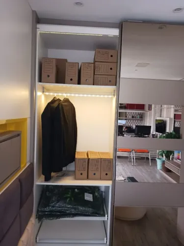 Armário 2 Portas - Moveis do Showroom