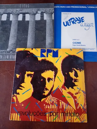 Discos de vinil 3 unidades Titãs RPM e Ultraje a Rigor ler o anúncio 