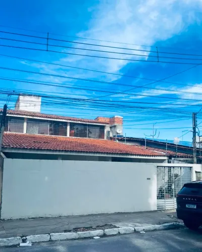 VENDO - Casa - Jatiúca - Próx. Amélia Rosa