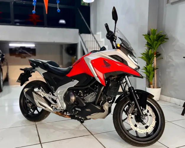 HONDA NC 750 X AUTOMÁTICA- 2024