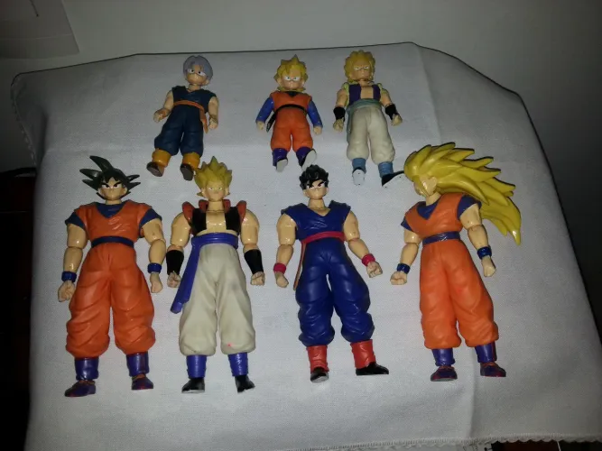 Bonecos Dragon Ball Z - 7 peças