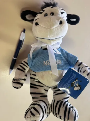 Pelúcia zebra filhotes Nestlé