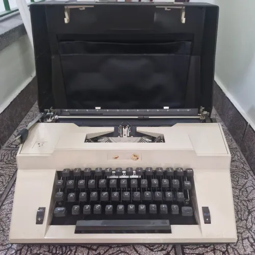 Máquina de escrever Remington