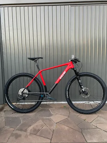Caloi Elite Carbon Sport MTB carbono tamanho 19 L Fox 32