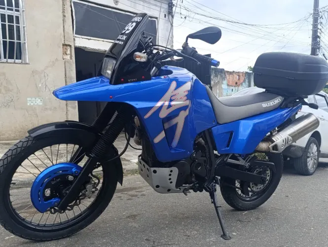 Suzuki DR 800s