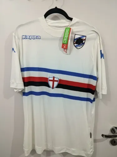 Camisa de futebol da Sampdoria - Itália, temporada 2014/15.