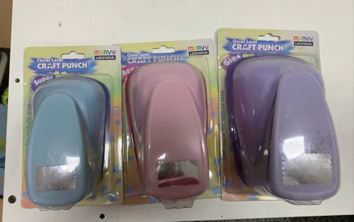 Furador papel alavanca importado na embalagem retângulo scalloped