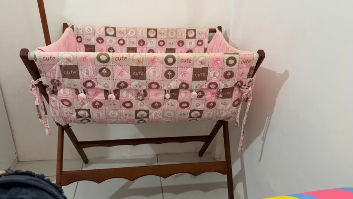 Berço Moisés em madeira maciça feito à mão! Peça exclusiva um sonho!