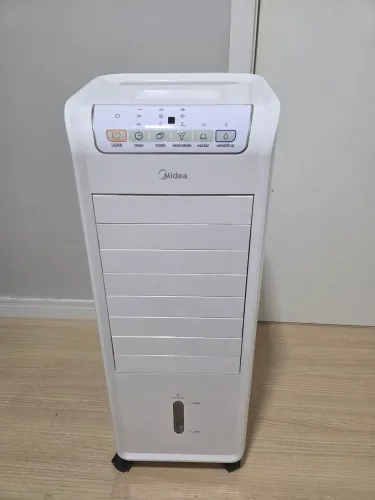 Midea AKAF2 - Climatizador de Ar, Liva, Frio, 220V