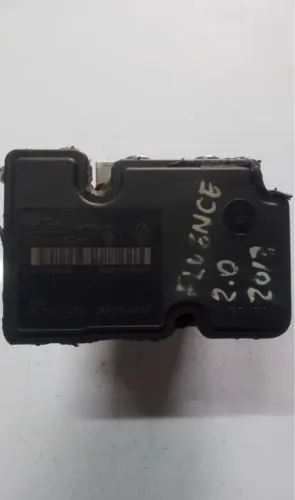Modulo De Freio Abs 476606747r 95ct2aay1 Renault Fluence