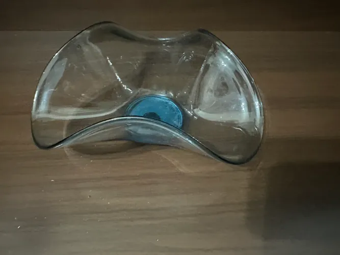 Fruteira vidro azul tamanho 18 cm de diâmetro e 8 cm de altura 