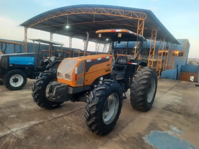Vendo Valtra A850 