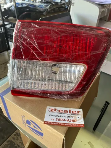 Lanterna Hilux SW4 2009/11 bicolor 