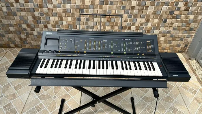 Teclado yamaha psr 6300 uma relíquia 