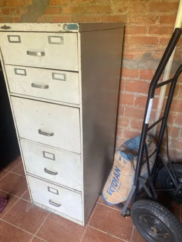 Móvel organizador de gavetas ferro 