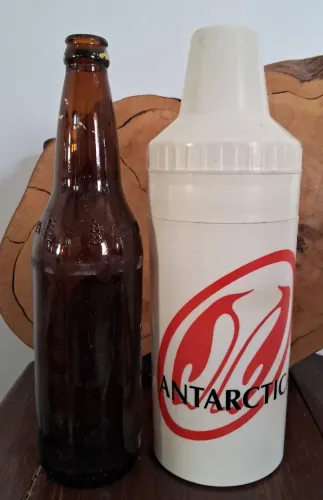 PORTA GARRAFA 600 ml Térmico Antarctica para colecionadores (ANTIGUIDADE) - R$ 45,00