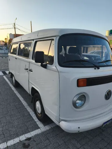 Volkswagen Kombi Lotação 1.6 MPI 2005