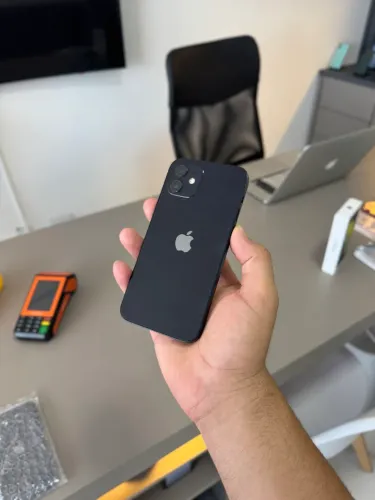iPhone 12 64 gigas semi novos 