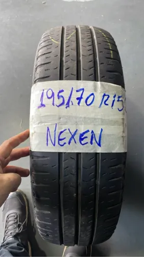 Pneus meia vida 195 70 R15C nexen 
