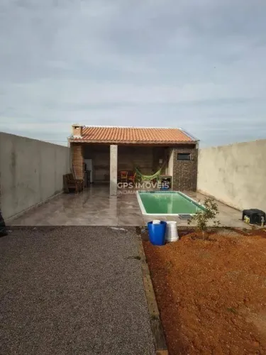Terreno com edícula e piscina à venda no bairro Jardim dos Ipês em Salto/SP.