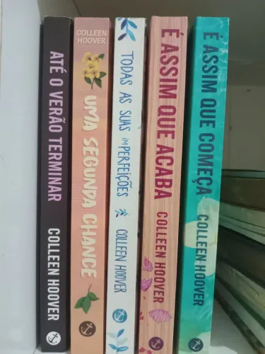 Livros Colleen Hoover