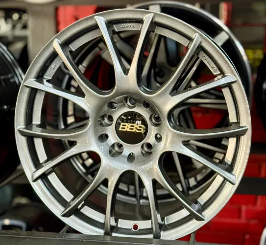 Rodas BBS REV aro 18 tala 8 furacão 5x112