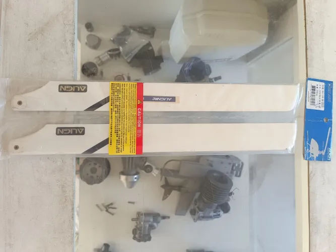 Par de Hélices helicóptero Align Trex 450