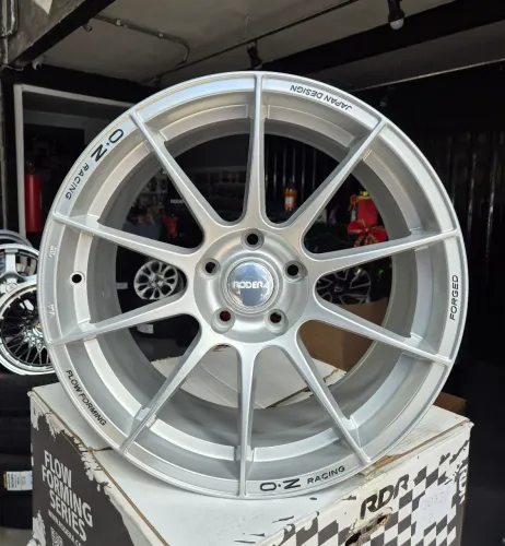 Jogo de rodas rodera ozr aro 18 5x114