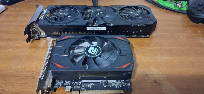 Placas de vídeo GTX970 4GB e RX550 2GB (DEFEITO)