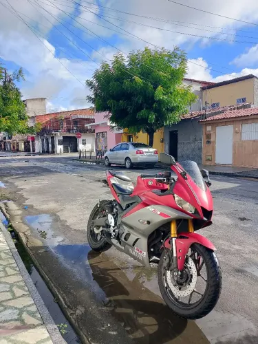 Vende-se Yamaha YZF R3 ABS modelo 2020 (remapeada).