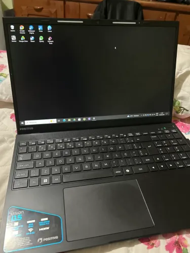 Vendo Notebook positivo