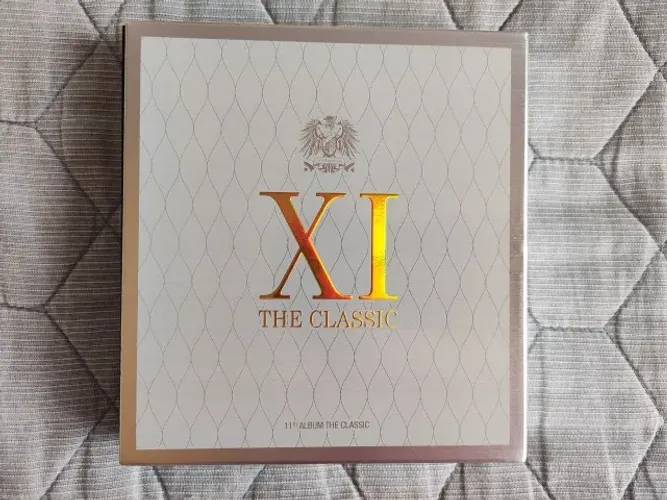 Álbum The Classic, do grupo de kpop SHINHWA Original coreano