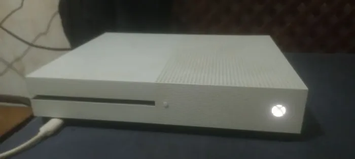XBOX ONE S (aceito PS4 slim)