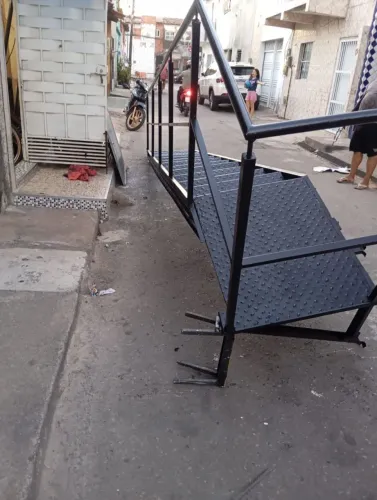 Fábrica escada sob medida