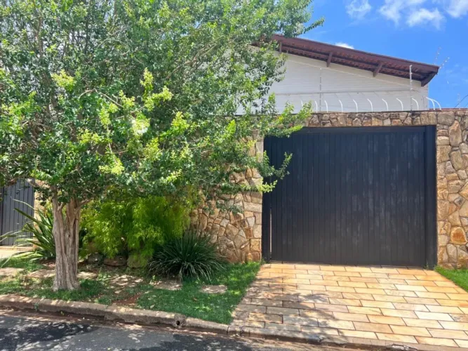 Casa à venda em Campinas, Chácara da Barra, com 3 quartos, com 243 m²