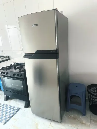 Vendo Geladeira Continental 380L duplex