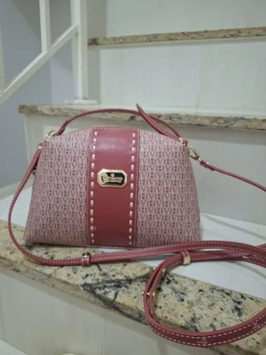 Bolsa Baby Fleur Victor Hugo<br>*R$ 1.000,00*