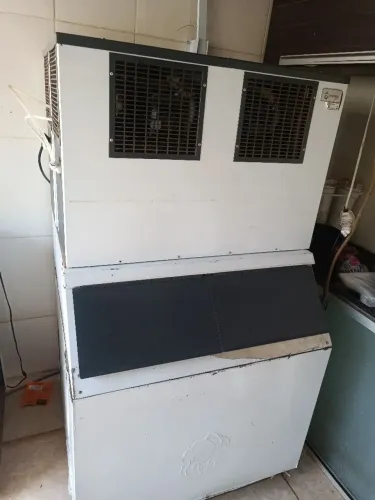Máquina de gelo 300 kg