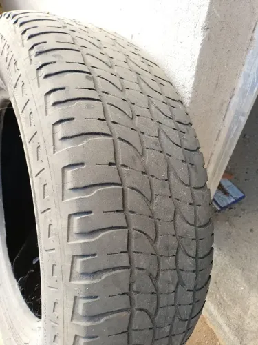 Pneus 215/65 r16