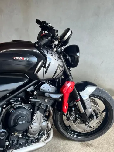 TRIUMPH TRIDENT 660 2023 