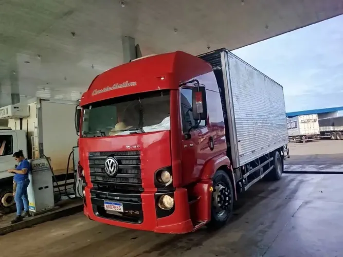 Vendo 15180 Baú