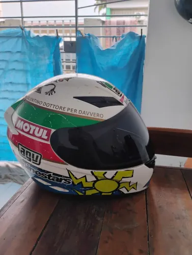 Capacete Agv