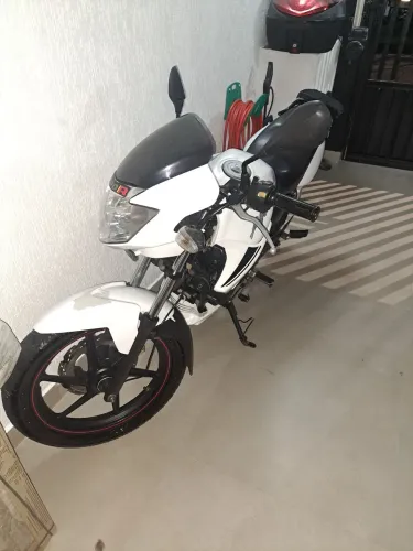 Moto muito bem cuidada
