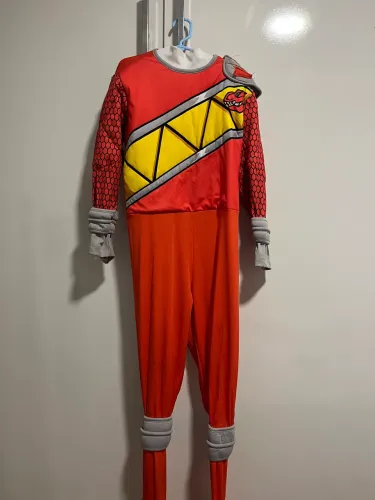 Fantasia power ranger vermelho