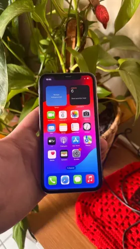 iPhone 11 - 64GB - Lilás
