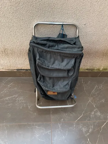 Mala para camping - excelente estado 