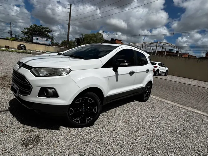 Ford Ecosport Freestyle 1.6 16V Flex 5P 2014